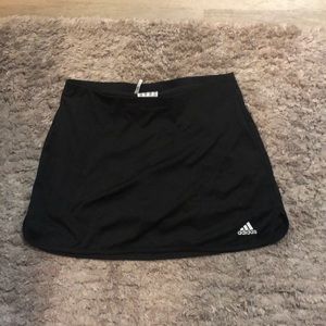 Black tennis skirt
